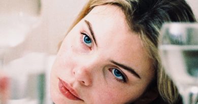 7 Признаков Того, Что Вы Эмоционально Отстранены